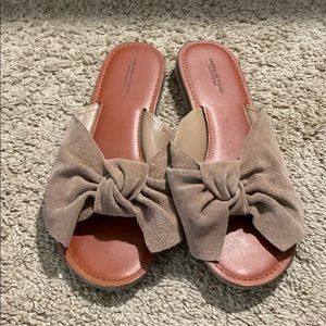 bow tie sandals